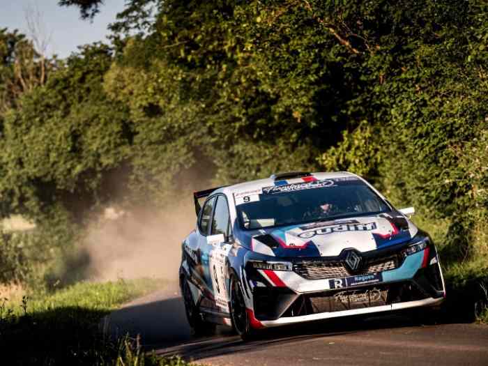Clio Rally3 Full Evo 0