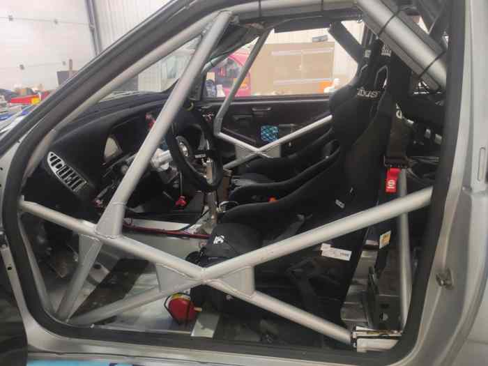 306 Maxi F2000 4