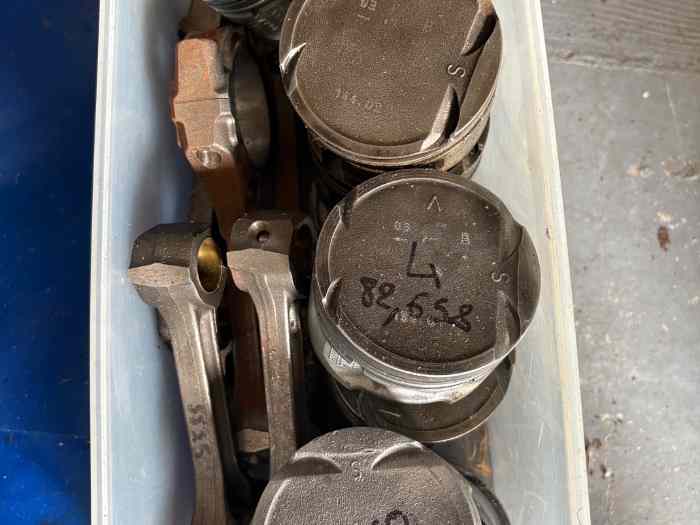 Pieces diverses pour moteur clio 2 rs