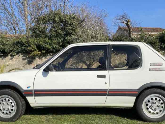 vds 205 gti 1.6l 105 ch 4