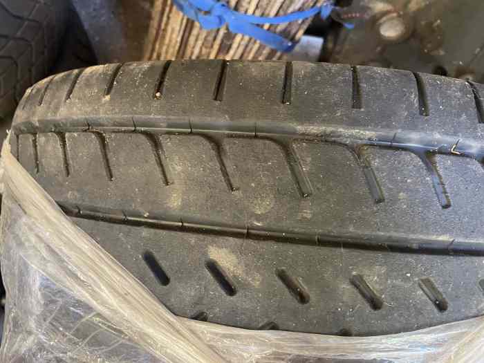 4 PNEUS MICHELIN 21. 190/50 16 3