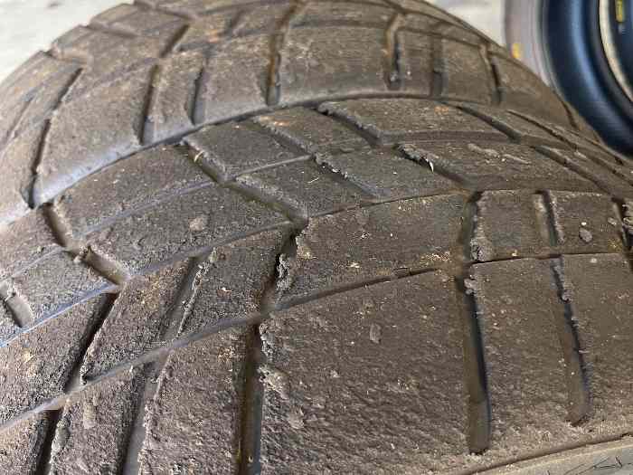 Lot Pneus hankook occasion 17 pouces 3