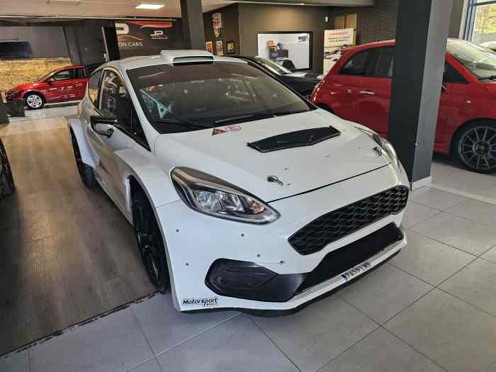 FORD FIESTA RALLY 2 AÑO 2019 1