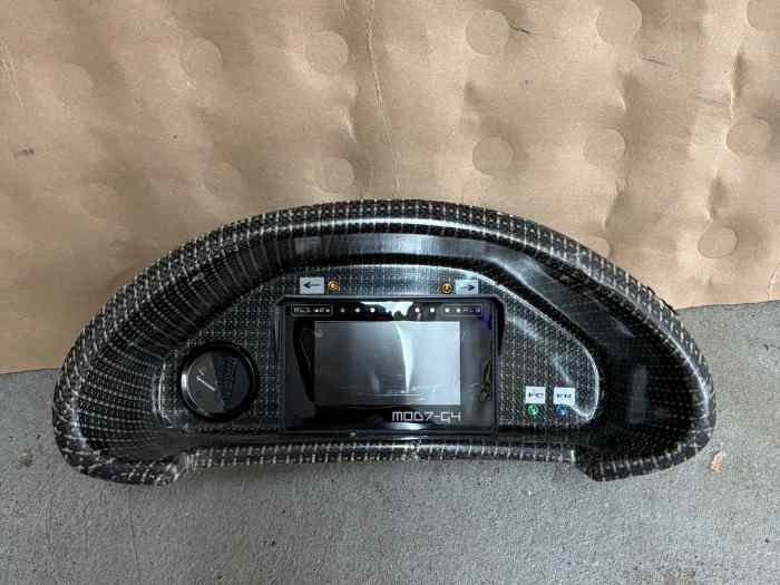 Console centrale + fond de compteur saxo 1