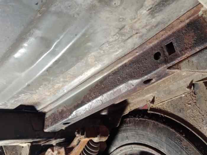 Caisse Peugeot 106 4