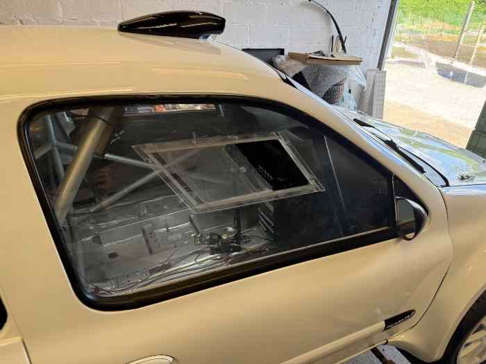Vitres avant plexi / polycarbonate - R...