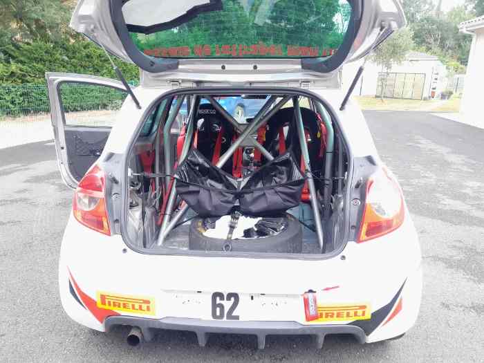 Clio 3 RS Gr N 1