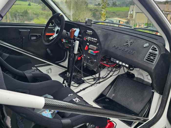 306 f2000/14 1