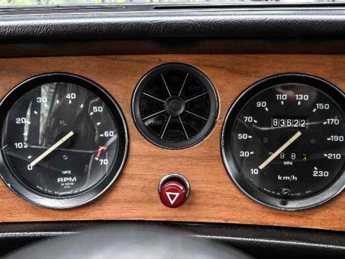 TRIUMPH DOLOMITE SPRINT BLANCHE 4