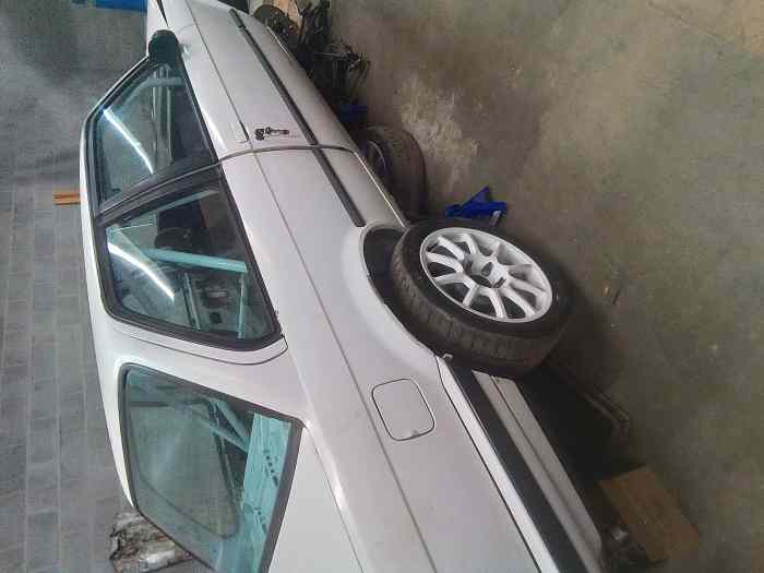 4 jantes BRAID BMW E30/36 5 x 120 7x17 ET 30 neuves avec pneus 0
