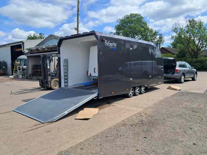PRG Trailers Prosporter Monza : Remorque porte voiture 3 essieux 6m x 2.25m 2