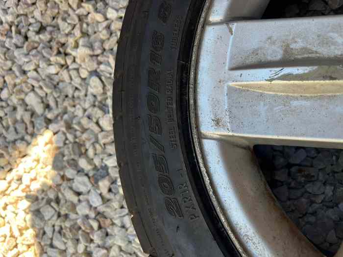 Pirelli 16 pouces 2
