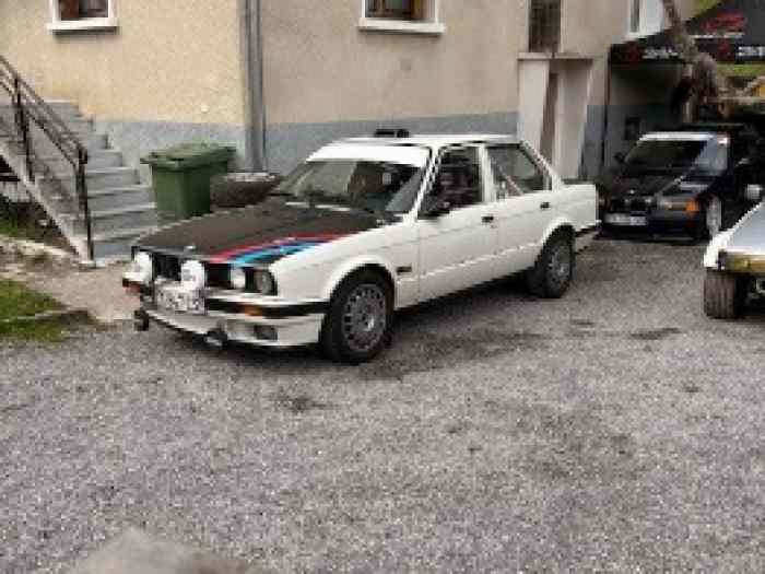 BMW e30