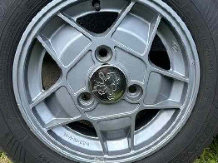 JANTES AMIL + PNEUS EN 5x13 PEUGEOT 104 ZS 1