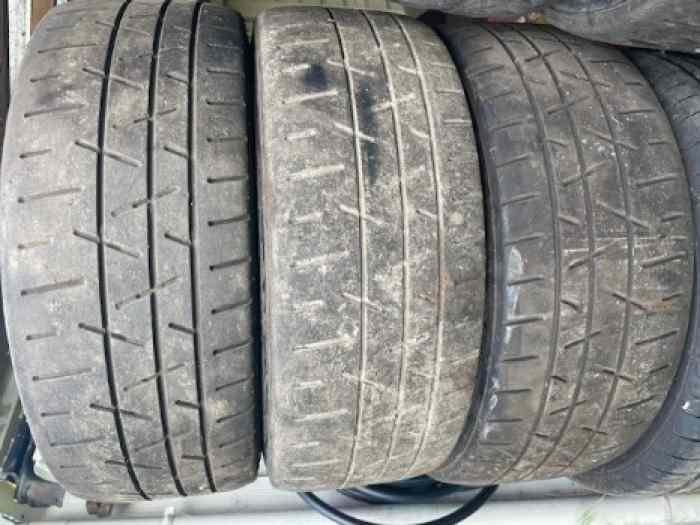 LOT PNEUS HANKOOK 16 P QUASI NEUF 1