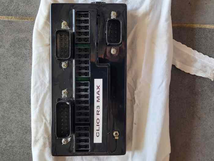 Power box clio R3 MAX
