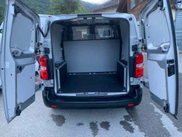 Peugeot expert 6 place modulable 1