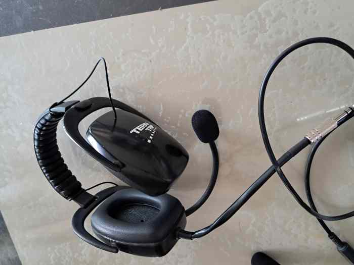 Radio terratrip + casque de liaison 2
