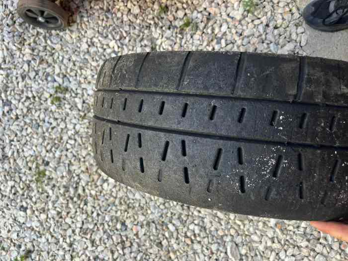 Pirelli 16 pouces 0