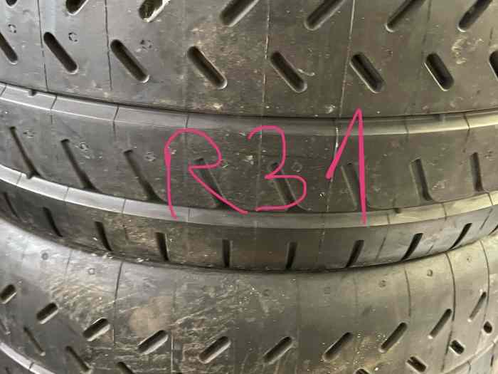 2 pneus michelin r31 neuf 19/58/15