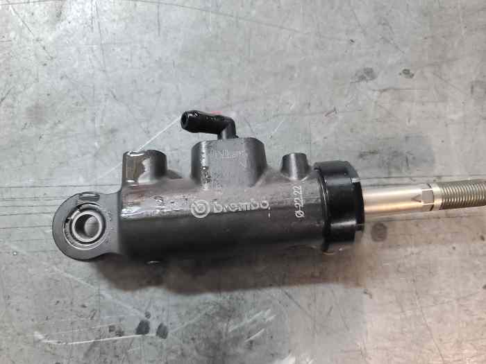Maître cylindre alcon, brembo 1