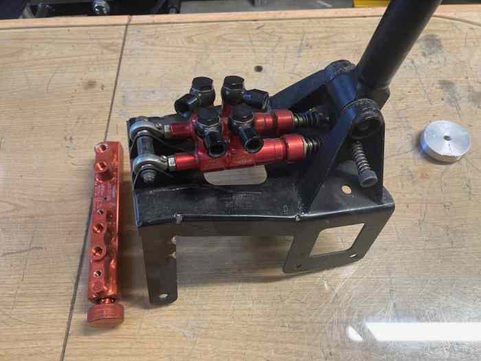 KIT FREIN A MAIN HYDRAULIQUE BERINGER ...