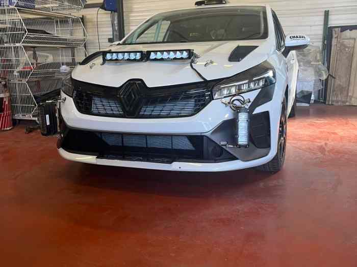 Magnifique Clio Rally3 janvier 2025 2