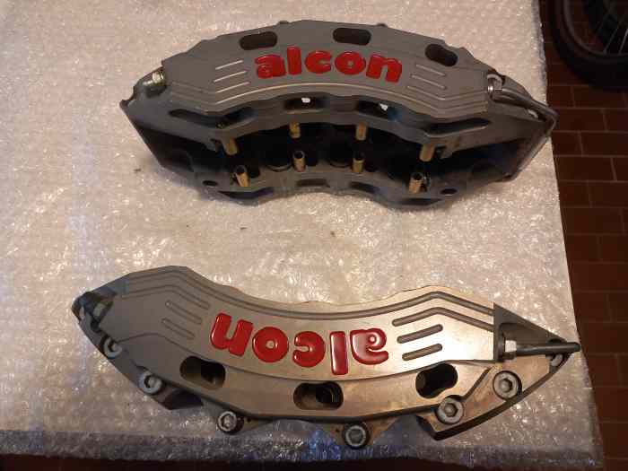 Etriers de frein Alcon 12 pistons