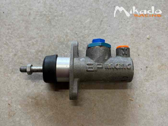 maitres cylindre AP RACING