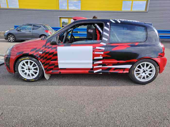 Clio Ragnotti Top N3 3
