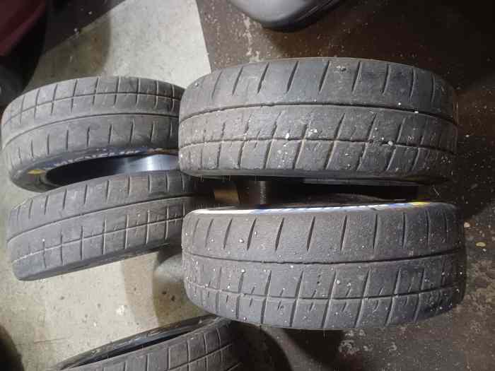 Lot pneus Michelin M20 19/60/16 2
