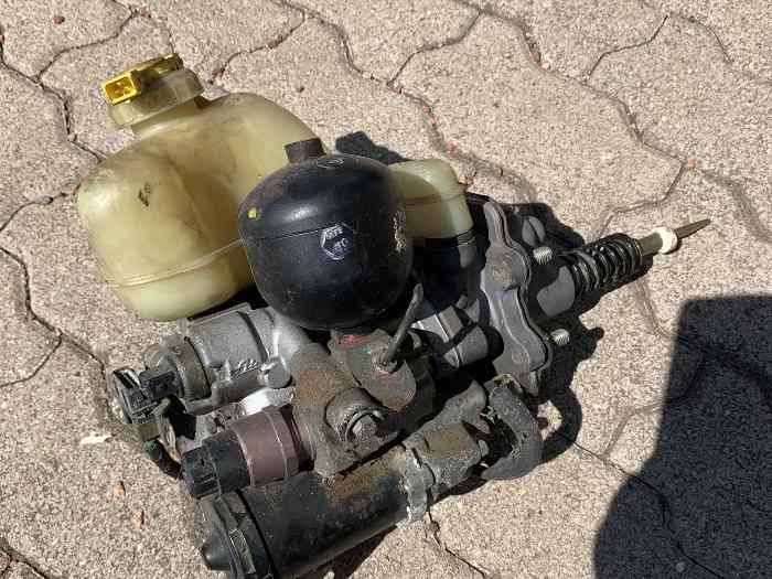 Bloc frein ABS complet Sierra Cosworth
