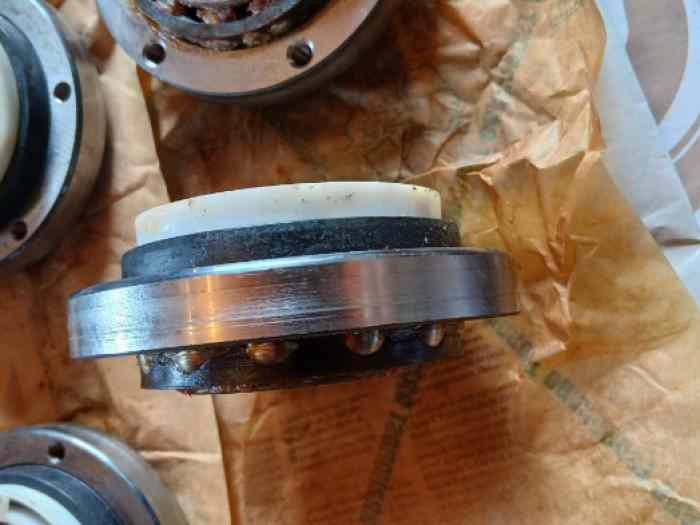 OULEMENT DE ROUE TGB 10894 S03 convient pour Peugeot 106 MAXI Ferrari 328 348 412 F40 Mondial Testarossa 306 maxi v1 205 t16 Clio groupe A etc .... 2