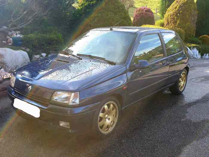 Clio Williams ph1 numérotée 2