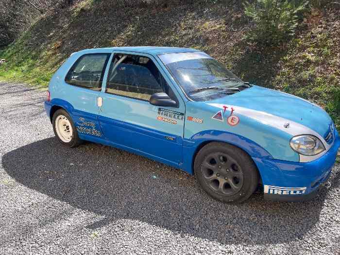Vends ou échange saxo A6 1