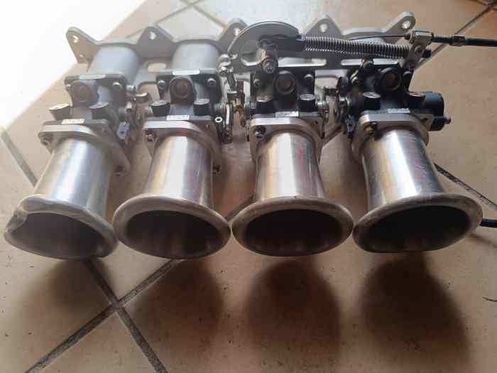 Injection 4 papillons pour F7R F7P