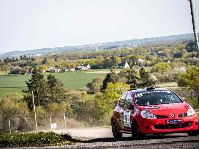Clio r3 max 250