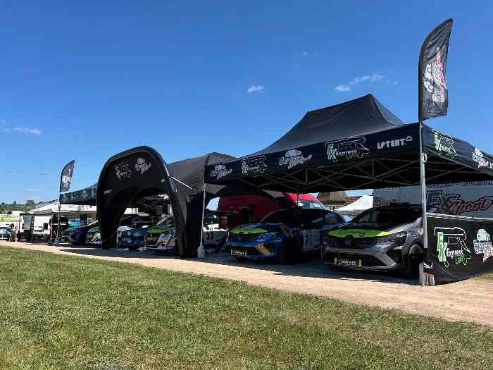 À louer Clio rc3 rc5 et 208 rc4 et frc6 Skoda rally2 5