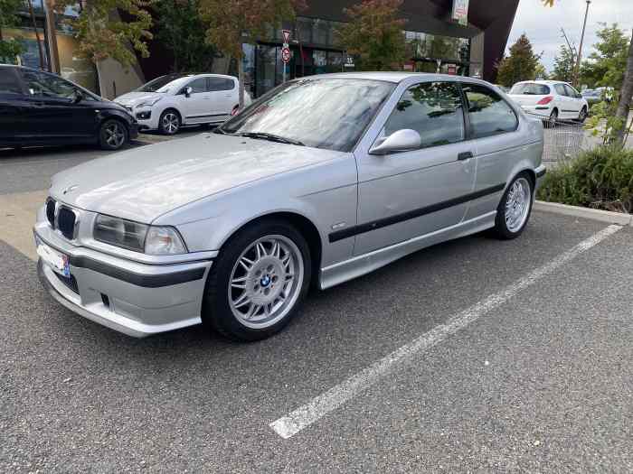 BMW e36 Compact 323ti + moteur 328i M5...