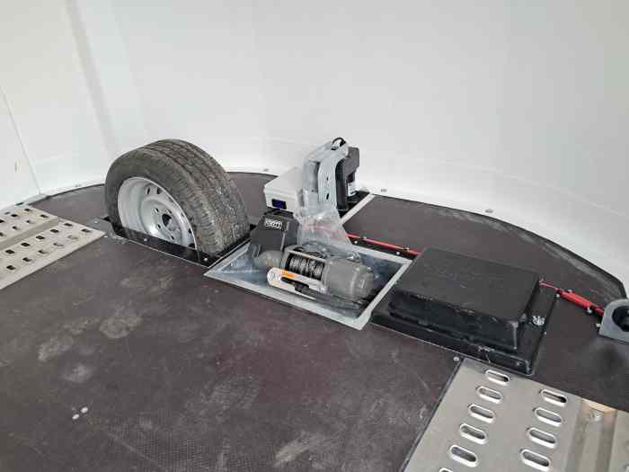 PRG Trailers Prosporter Monza : Remorque porte voiture 3 essieux 6m x 2.25m 5