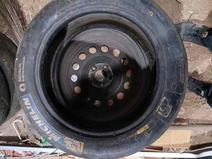 Pneus Michelin 16 3