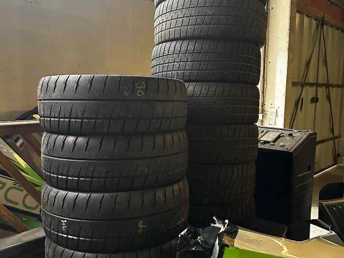 Pneus Michelin 18p neufs et occasion et autres pièces Skoda R5 Rally2 1