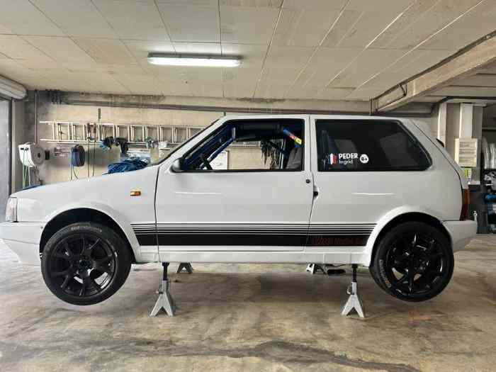 Fiat uno turbo ie F2000