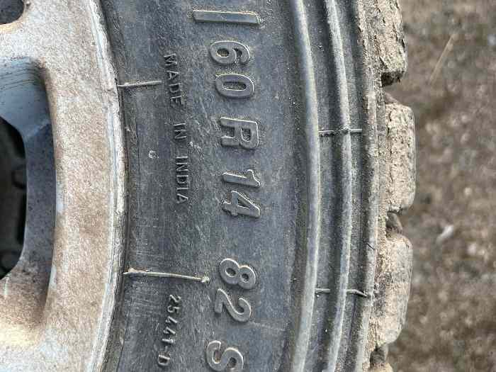 4 Pneus terre MRF 185/60 R14 1