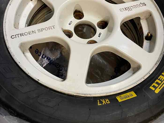 Pirelli RK7 15 pouces 0