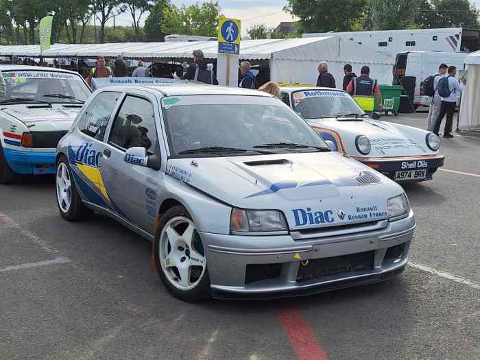 Clio Maxi
