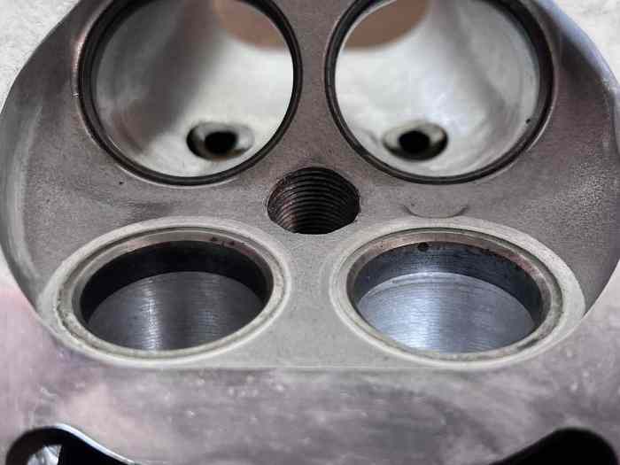 culasse moteur tu5jp4 f2000 version 230-235 cv 1