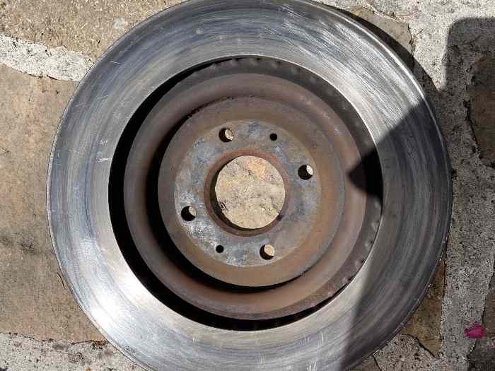 Disque de frein AP Racing 207 R3T / 206 Gr A 3