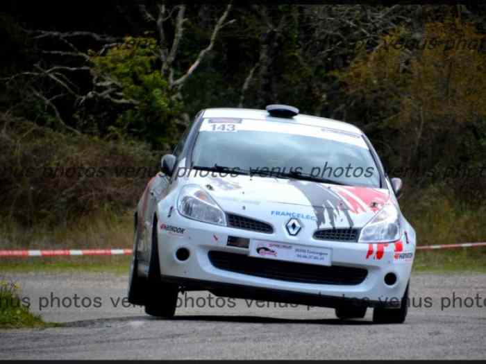 vend clio R3max 3