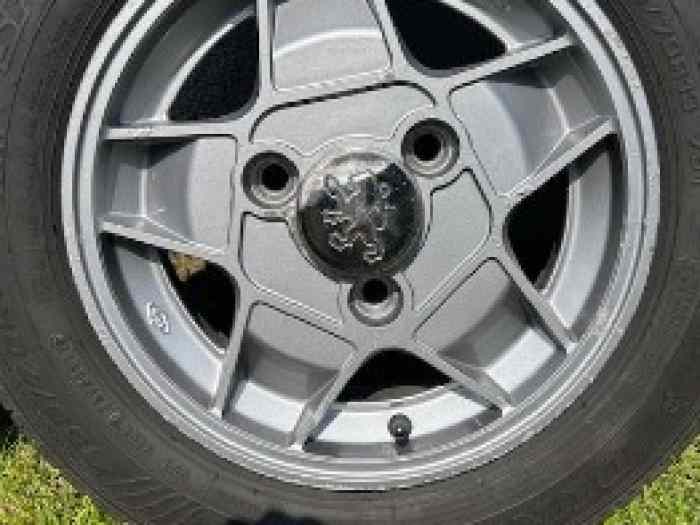 JANTES AMIL + PNEUS EN 5x13 PEUGEOT 104 ZS 3